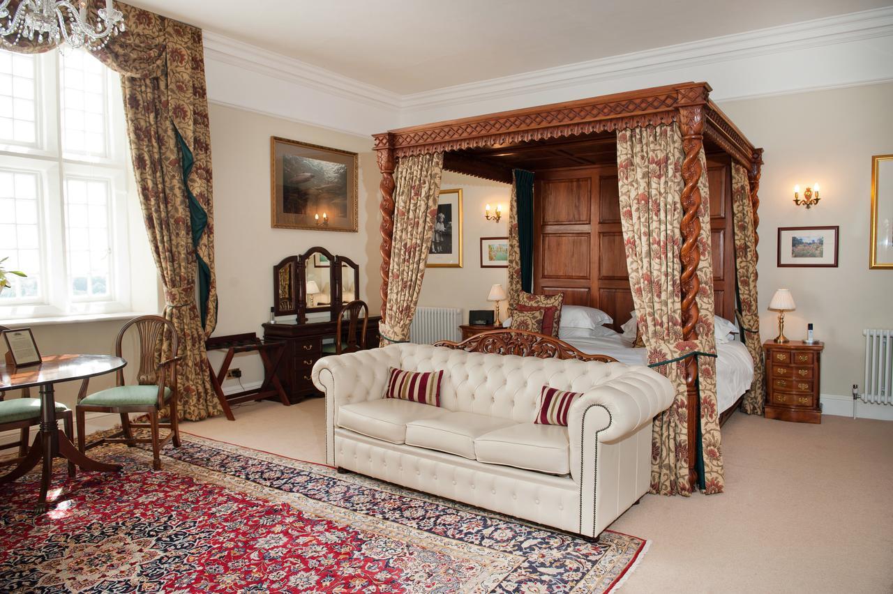 Goldsborough Hall Knaresborough Exteriör bild