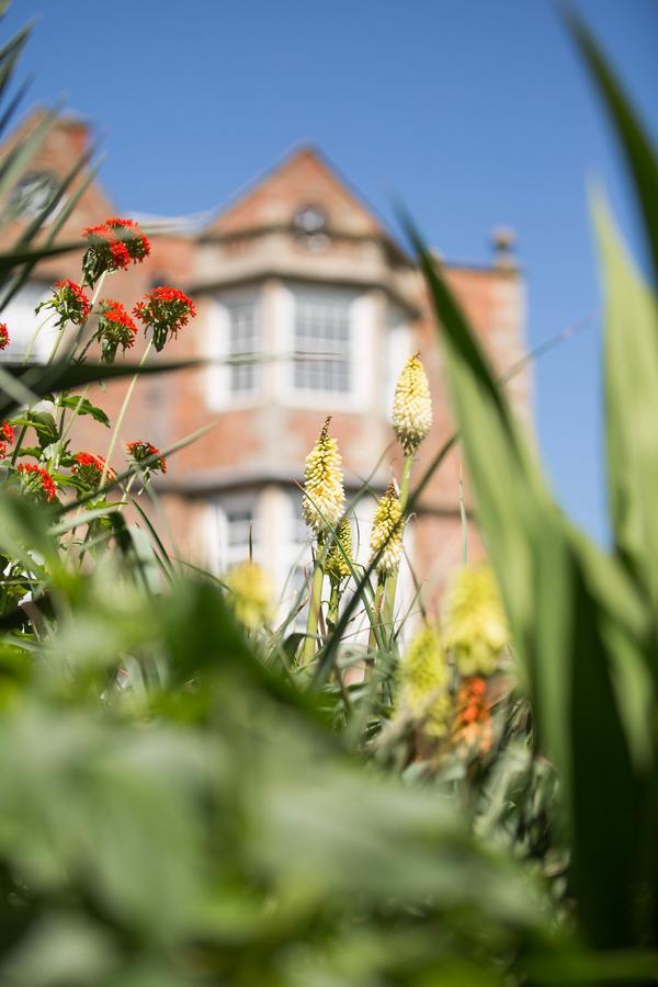 Goldsborough Hall Knaresborough Exteriör bild