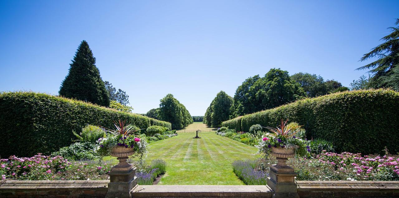 Goldsborough Hall Knaresborough Exteriör bild